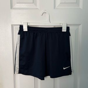 navy blue nike shorts